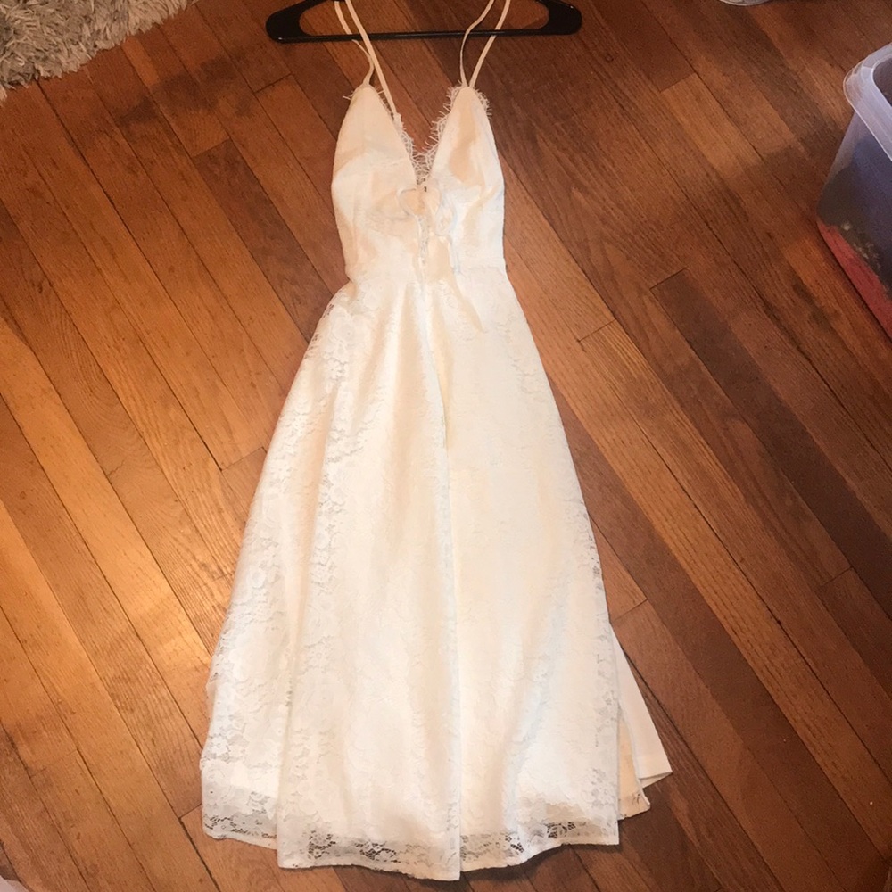 New Lulus white dress size small